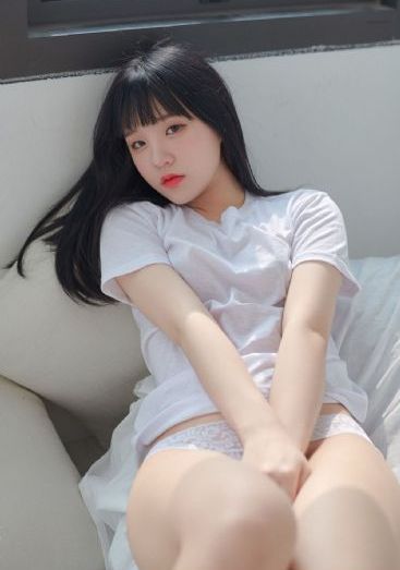 国产美女午夜视频_4K在线播放观看