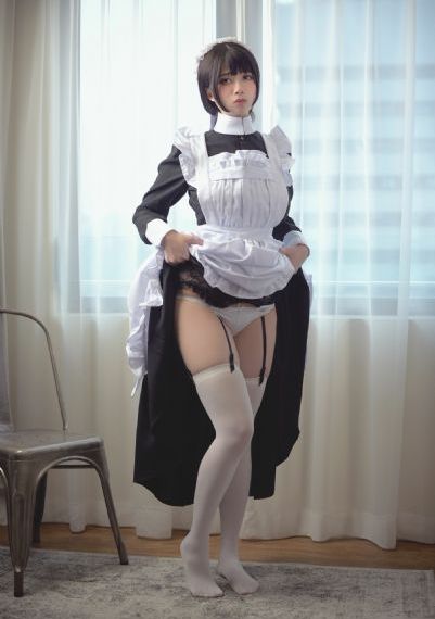 巨大乳bbwex欧美大胸_十万网红美女美酱