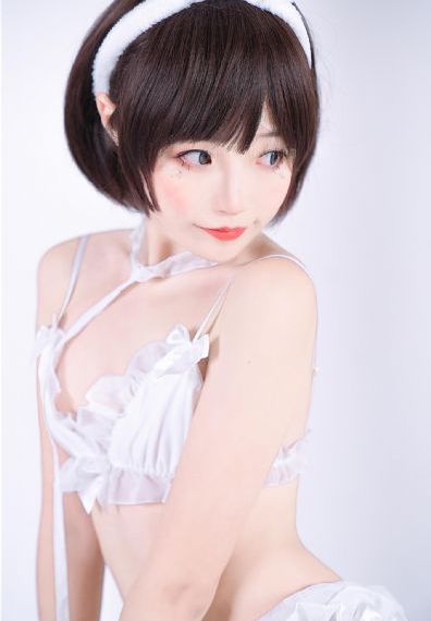 国产小仙女精品av揉_完整版高清下载