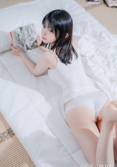 日本精品久久久久中文字幕4_1080电影完整版