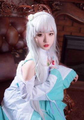 亚洲成人精品网站_720免费观看