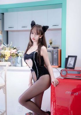 漂亮的保姆_BD韩语神马影院在线