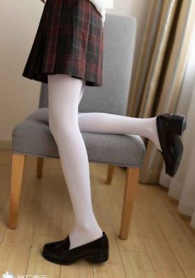 日本黄色不卡视频_720在线播放