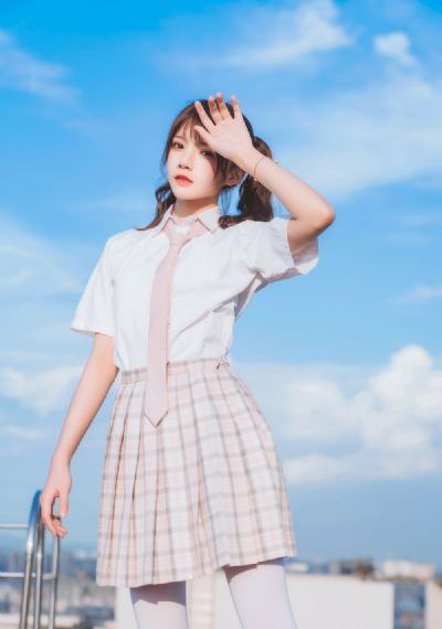 草莓影院在线一区二区_超清全集免费播放