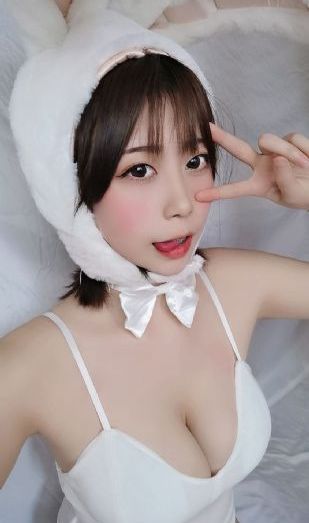 玉米地被老头添的好爽电影_4K免费观看视频